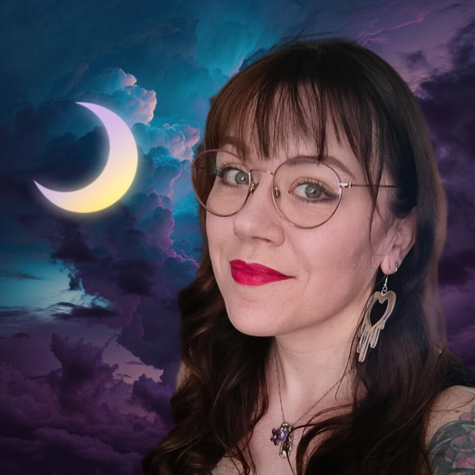 A portrait of Francesca Harrall UK voice over artist